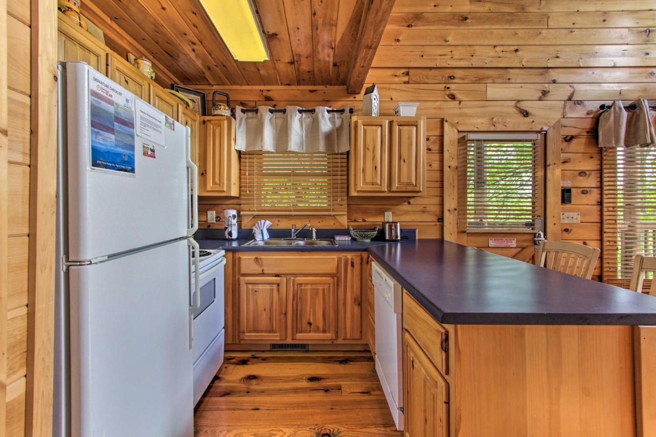 Pigeon Forge Family Cabin With Resort Pool And Hot Tub 외부 사진