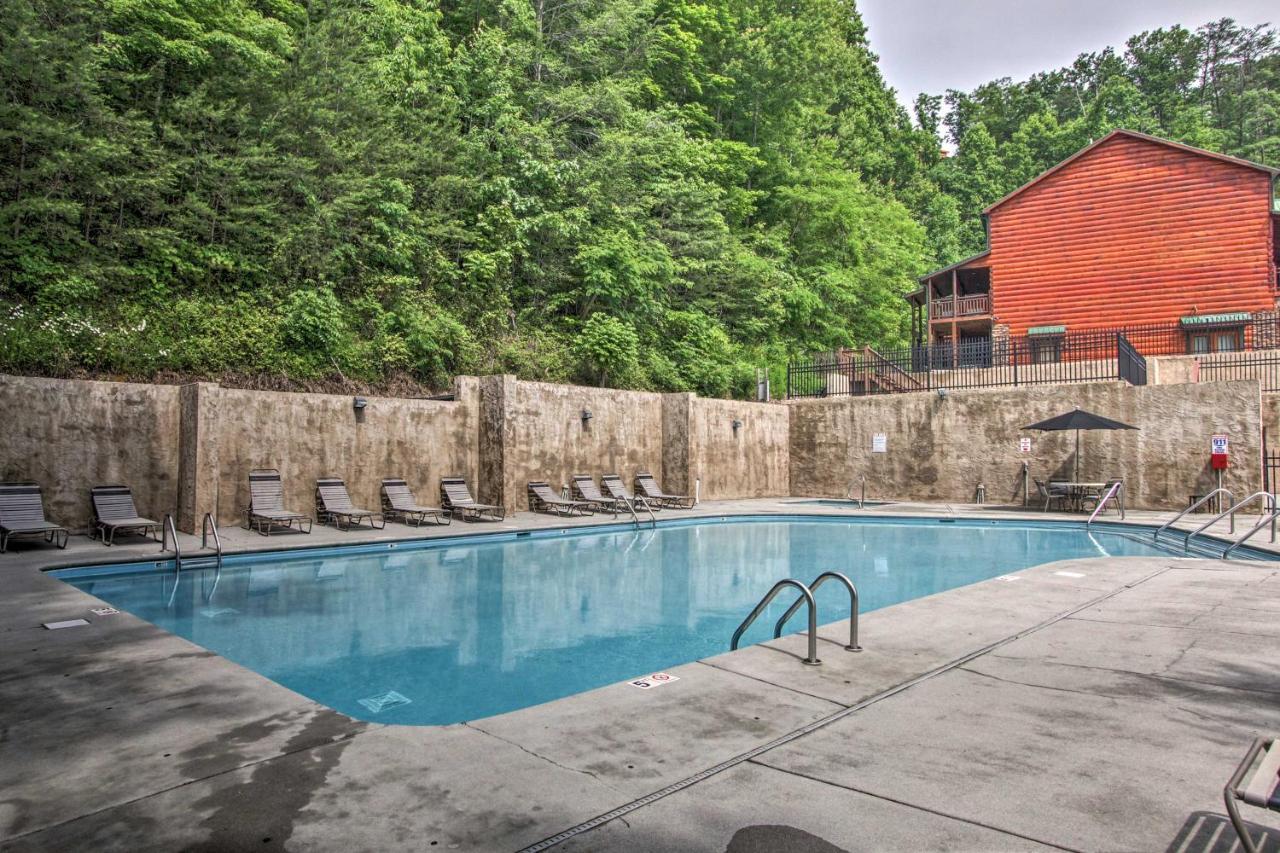 Pigeon Forge Family Cabin With Resort Pool And Hot Tub 외부 사진
