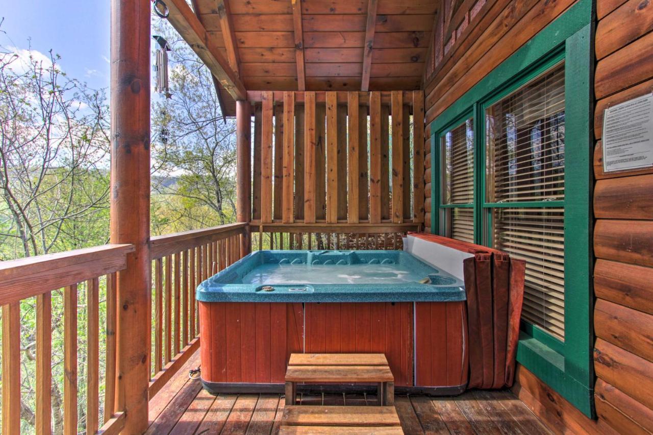 Pigeon Forge Family Cabin With Resort Pool And Hot Tub 외부 사진