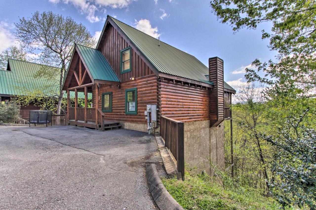 Pigeon Forge Family Cabin With Resort Pool And Hot Tub 외부 사진